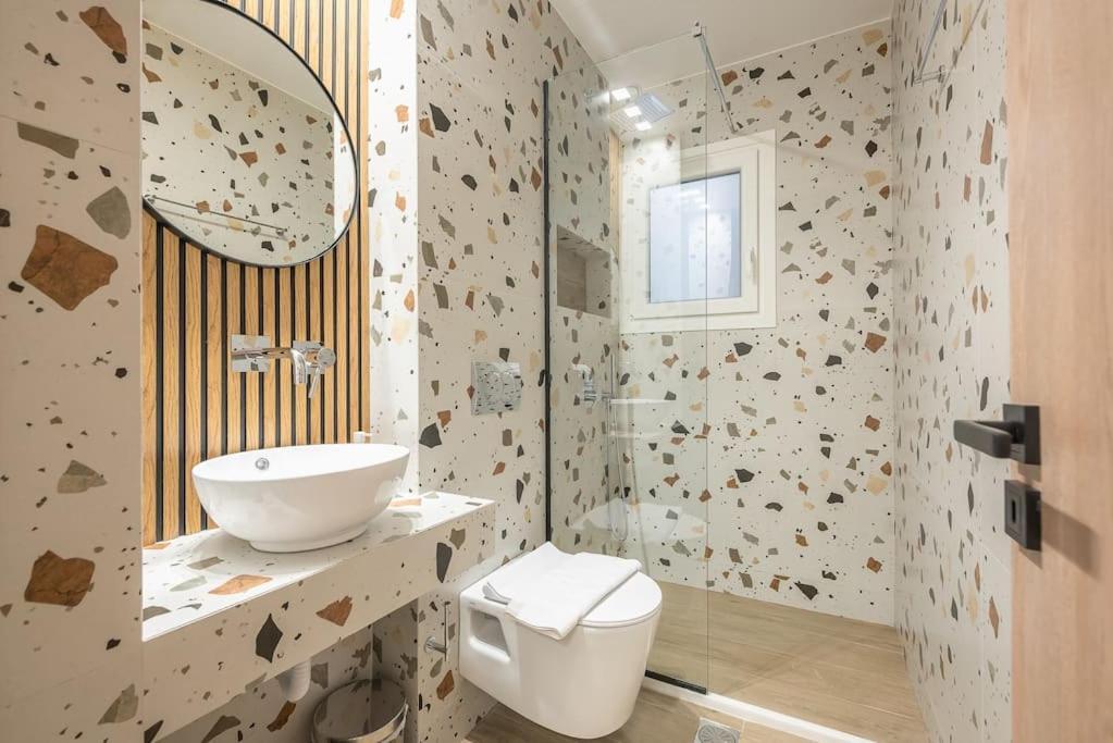 Elegant Apartment In أثينا المظهر الخارجي الصورة
